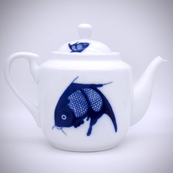 Misty Rose Vintage Koi Teapot Set of 4 Cups Super White China Cobalt Blue Teacup - Picture 3 of 11